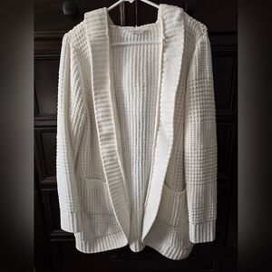 Super soft cream white cardigan!